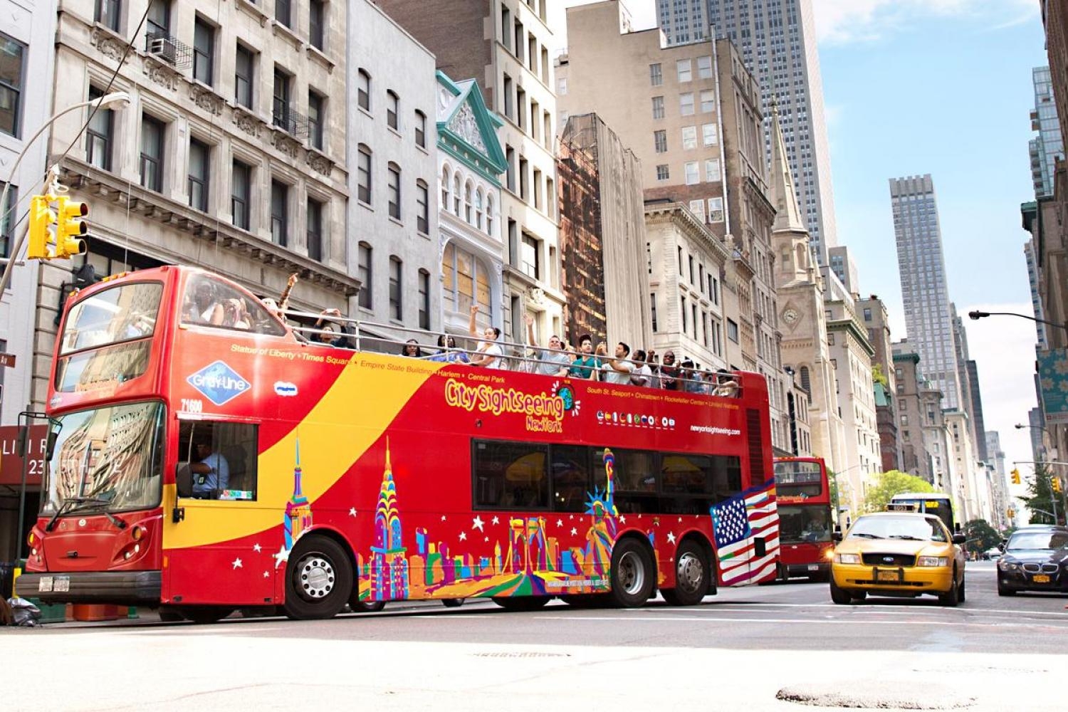 6 Thoughts Of A New Yorker On A Hop On, Hop Off Bus - Manhattan To Roam