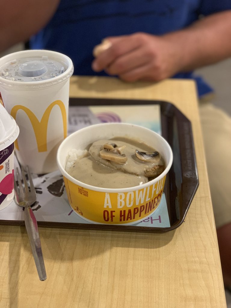 I had to make a stop at McDonald's to try some different menu items during my Philippines itinerary.